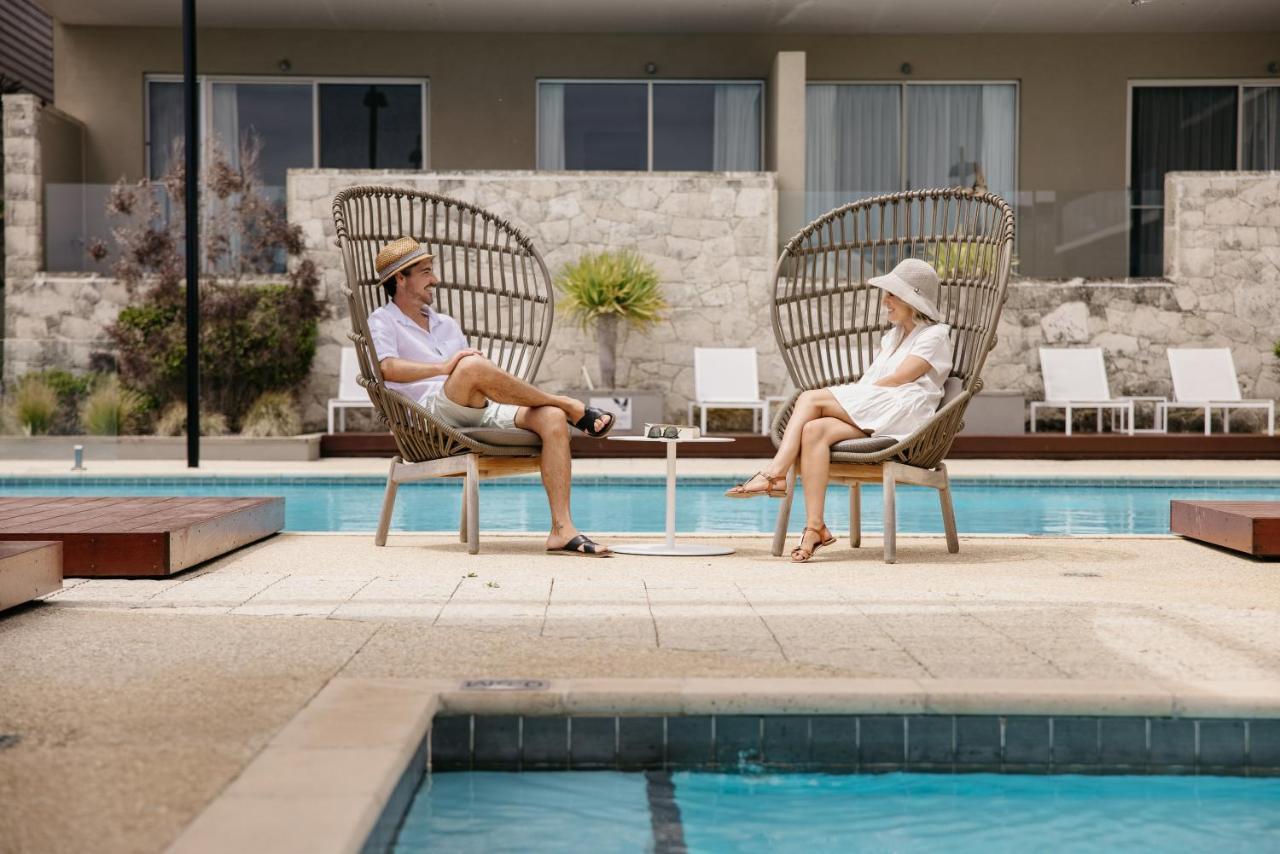스미스 비치 리조트 얄링업 외부 사진 The pool at the Hotel