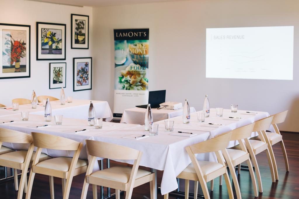 스미스 비치 리조트 얄링업 외부 사진 The Lamonts' tasting room